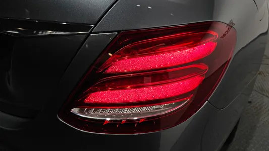 Mercedes-Benz E-Class W213 E220d 2019 23