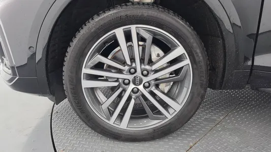 Audi Q5 (FY) 45 TFSI 2023 5