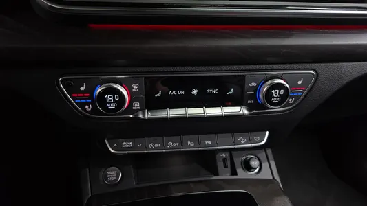 Audi Q5 (FY) 45 TFSI 2023 33