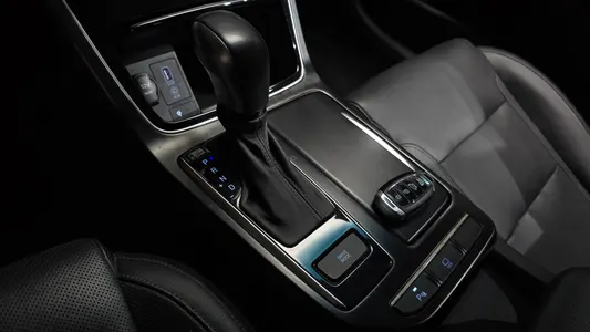 Hyundai IG 3.0 LPi () 2019 9