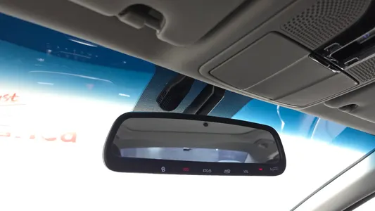 Hyundai IG 3.0 LPi () 2019 31