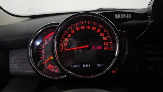 MINI D 5 2019 8