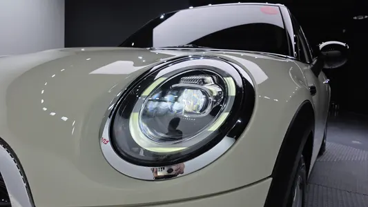 MINI D 5 2019 22