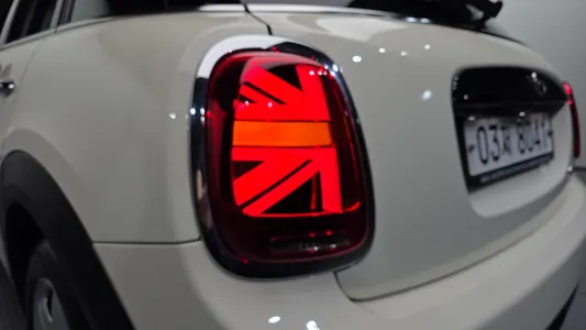 MINI D 5 2019 23