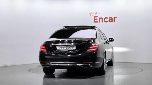 Mercedes-Benz S-Class W222 S560L 4MATIC 2017 4