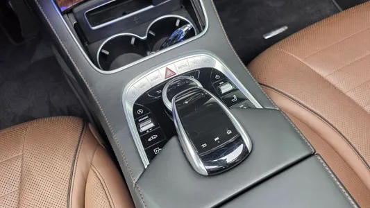 Mercedes-Benz S-Class W222 S560L 4MATIC 2017 16