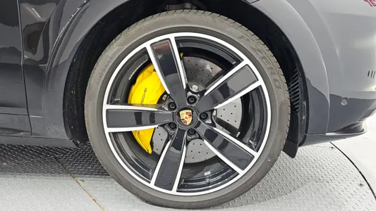 Porsche (PO536) 4.0 2022 21