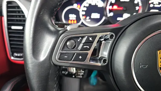 Porsche (PO536) 4.0 2022 28