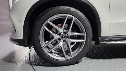 Mercedes-Benz GLE-Class W166 GLE350 d 4MATIC 2017 5