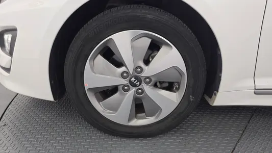 Kia K5 500h 2014 5