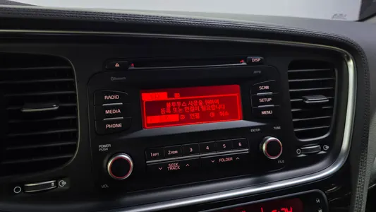 Kia K5 500h 2014 15