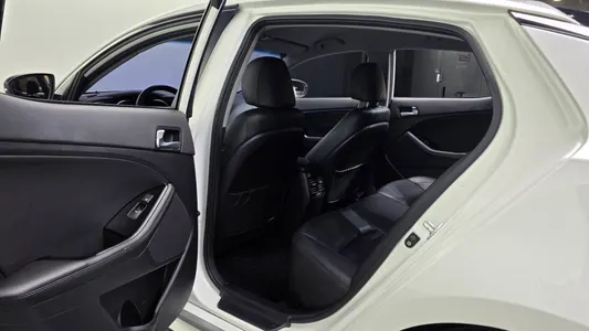 Kia K5 500h 2014 26