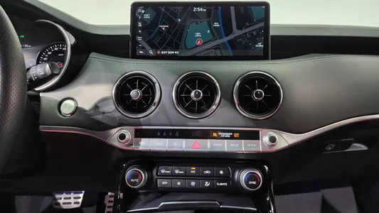 Kia 스팅어 마이스터 3.3 GT AWD 2021 13