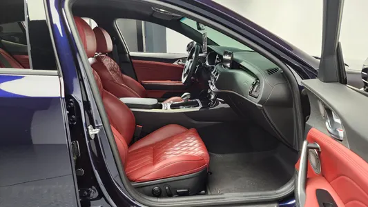 Kia 스팅어 마이스터 3.3 GT AWD 2021 26