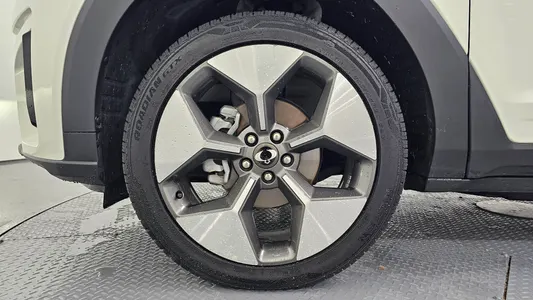 KG Mobility EVX E7 2024 5