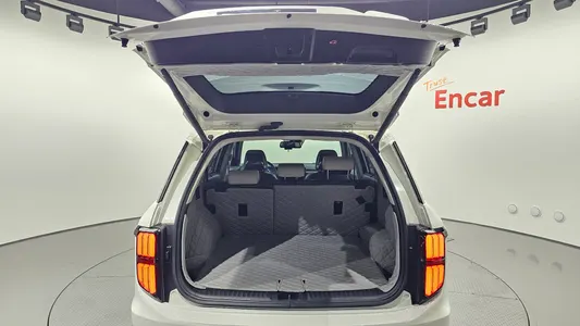 KG Mobility EVX E7 2024 17