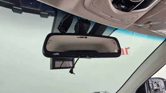 KG Mobility EVX E7 2024 19