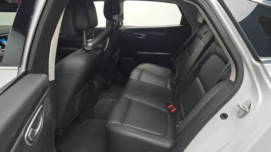 Renault Korea SM6 2.0 GDe SE 2017 12