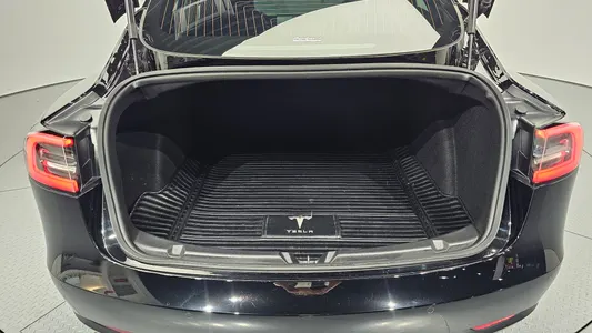Tesla 3 AWD 2020 20