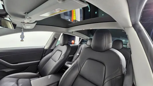 Tesla 3 AWD 2020 19