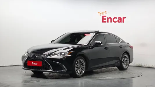 Lexus ES300h 7 2021