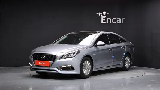 Hyundai LF 2.0 HEV 2015