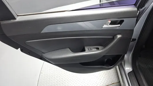 Hyundai LF 2.0 HEV 2015 25