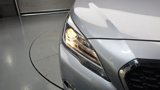 Hyundai LF 2.0 HEV 2015 22