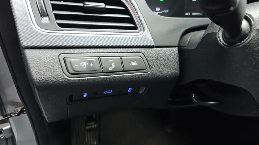 Hyundai LF 2.0 HEV 2015 29