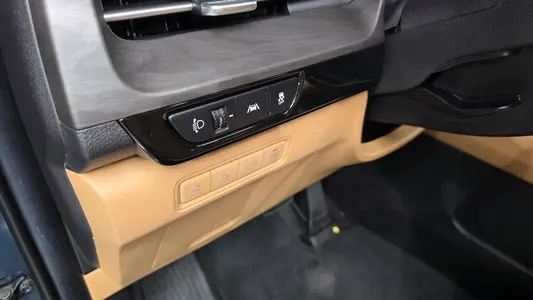 Kia Carnival 7 2023 17