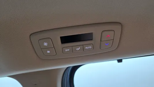 Kia Carnival 7 2023 31