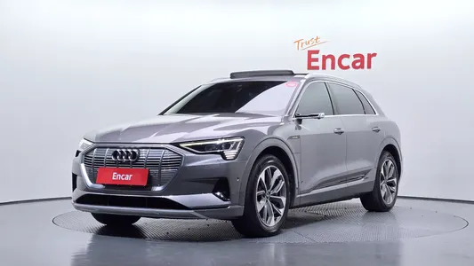 Audi e- 55 2021