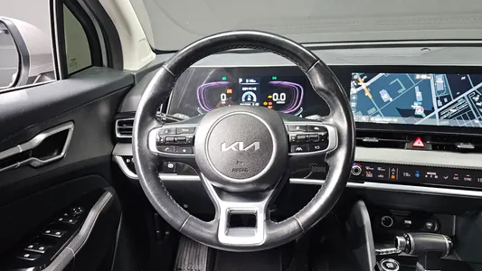 Kia 5 2.0 2WD 2023 12