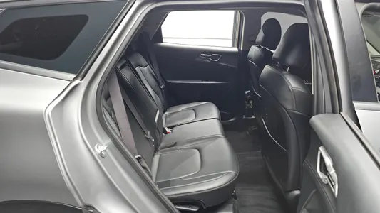 Kia 5 2.0 2WD 2023 10