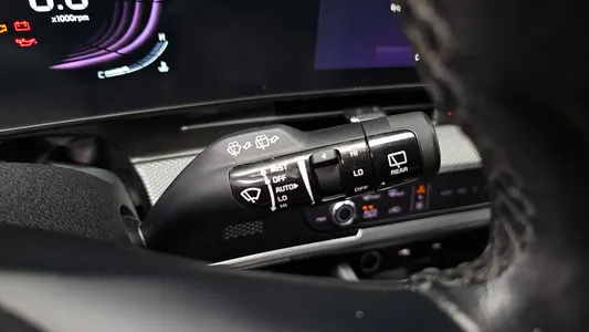 Kia 5 2.0 2WD 2023 18