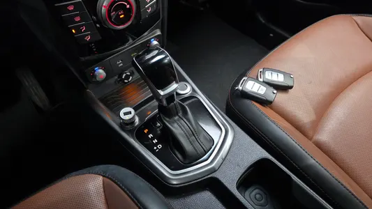 KG Mobility 티볼리 아머 2WD 2018 9