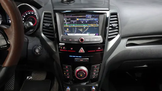 KG Mobility 티볼리 아머 2WD 2018 14
