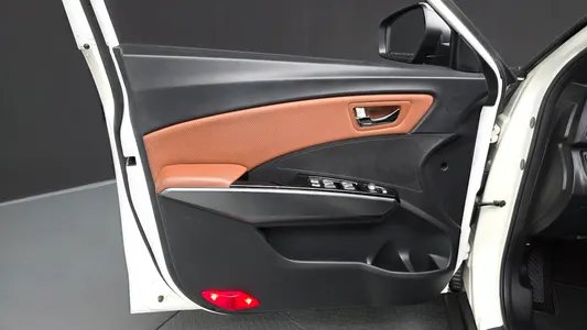 KG Mobility 티볼리 아머 2WD 2018 25
