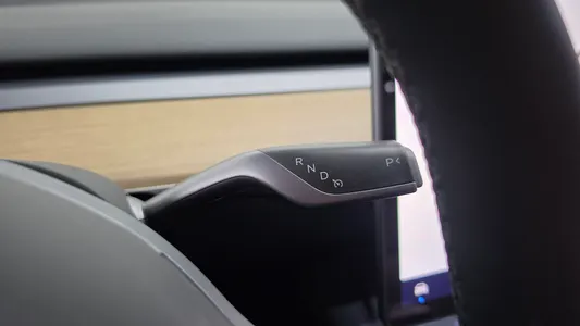 Tesla Y RWD 2023 9