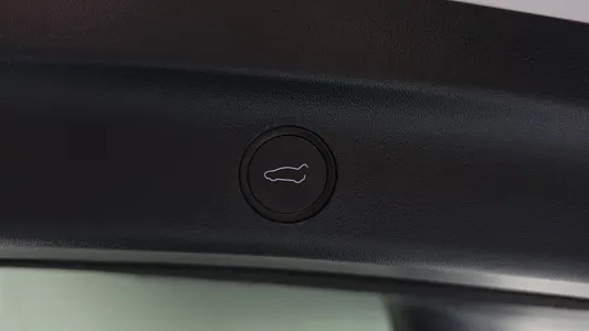 Tesla Y RWD 2023 17