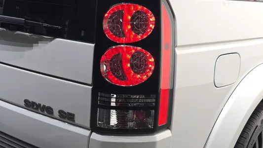 Land Rover 4 3.0 SDV6 SE 2013 24