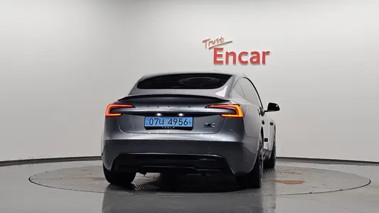 Tesla 3 AWD 2026 4