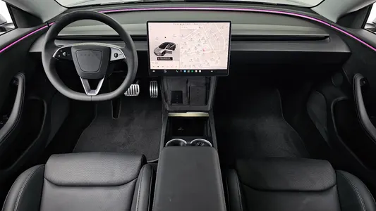 Tesla 3 AWD 2026 7
