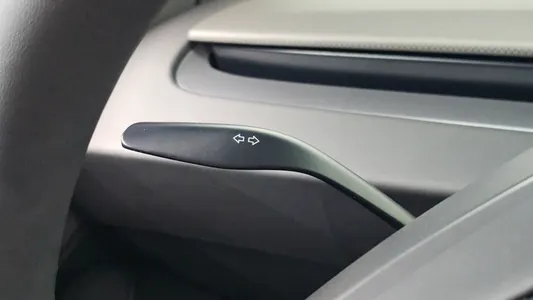 Tesla 3 AWD 2026 16