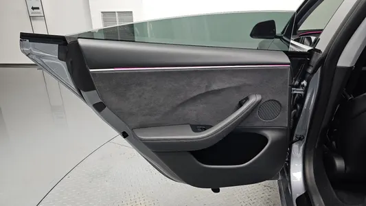 Tesla 3 AWD 2026 26