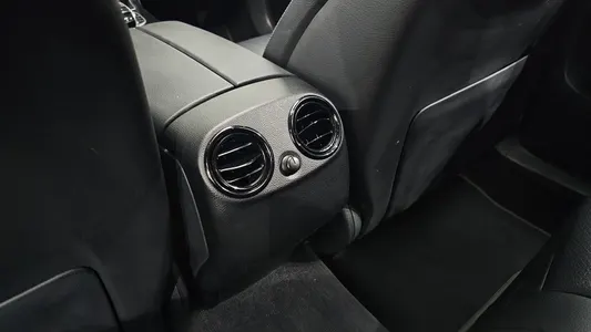 Mercedes-Benz GLC-Class X253 GLC350e 4MATIC 2018 35