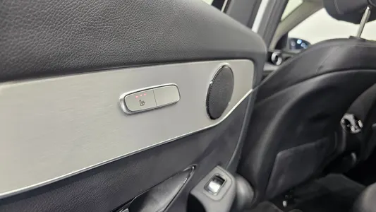 Mercedes-Benz GLC-Class X253 GLC350e 4MATIC 2018 36