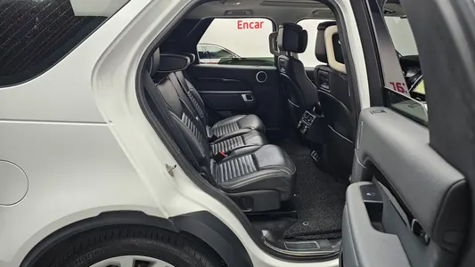 Land Rover 5 D300 HSE 2021 12