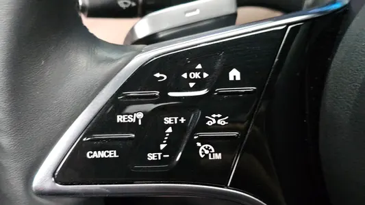 Mercedes-Benz E-Class W213 E300e 4MATIC 2021 18
