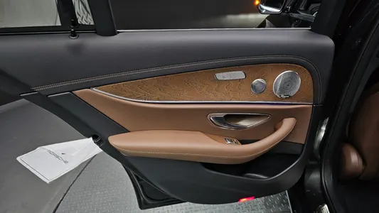 Mercedes-Benz E-Class W213 E300e 4MATIC 2021 25
